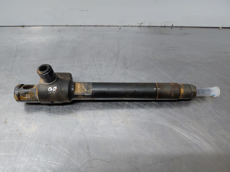 Recambio de inyector para peugeot 508 sw gt line referencia OEM IAM   