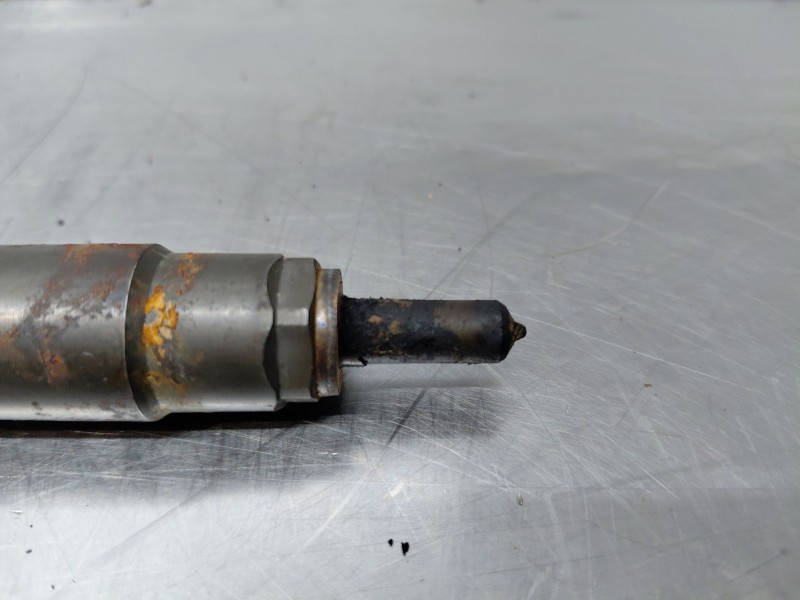 Recambio de inyector para peugeot 508 sw gt line referencia OEM IAM   