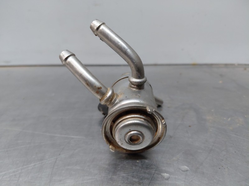 Recambio de inyector para mercedes-benz sprinter iii furgón fwd kl3a4 referencia OEM IAM   