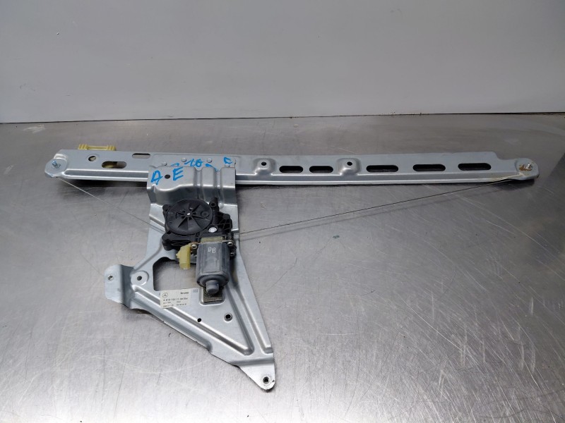 Recambio de elevalunas delantero derecho para mercedes-benz sprinter iii furgón fwd kl3a4 referencia OEM IAM   