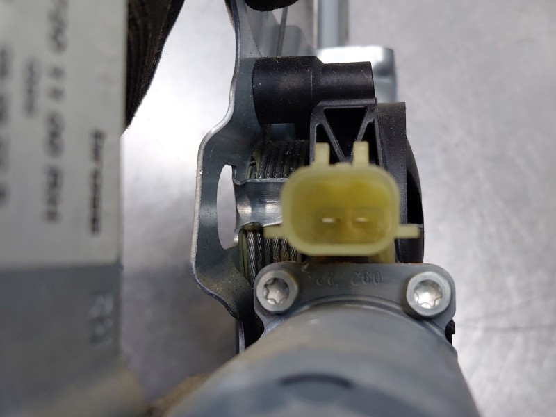 Recambio de elevalunas delantero derecho para mercedes-benz sprinter iii furgón fwd kl3a4 referencia OEM IAM   