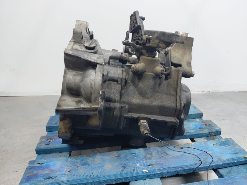 Recambio de caja cambios para volkswagen golf v (1k1) 1.6 referencia OEM IAM FVH  