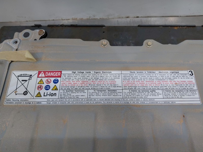 Recambio de bateria para toyota c-hr hybrid referencia OEM IAM G951047121  