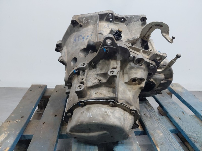 Recambio de caja cambios para peugeot expert furgón caja cerrada referencia OEM IAM 20ET39  