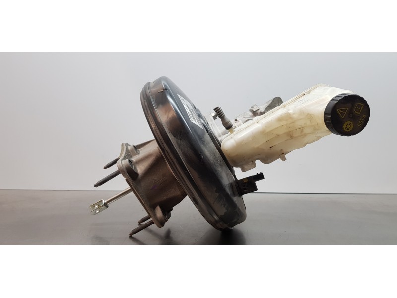 Recambio de servofreno para renault megane iv berlina 5p experience referencia OEM IAM 472105948R  