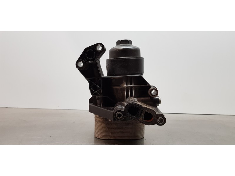 Recambio de soporte filtro aceite para volkswagen t6 transporter furgón referencia OEM IAM 03N115389P  