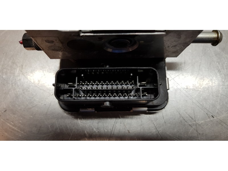 Recambio de abs para hyundai kona klass 2wd referencia OEM IAM 58900J9100 06210254384 