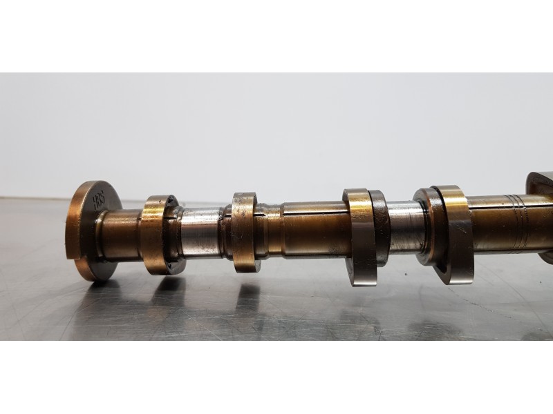 Recambio de arbol de levas para kia sportage basic 2wd referencia OEM IAM 241002B660  