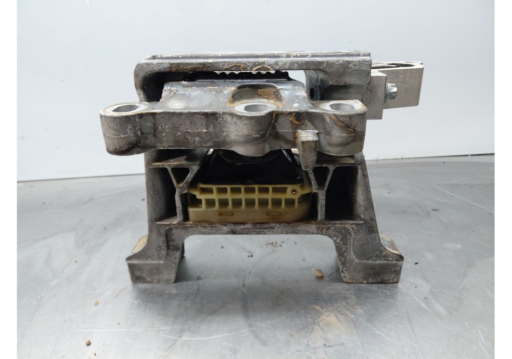 Recambio de soporte motor derecho para mercedes-benz sprinter iii furgón fwd kl3a4 referencia OEM IAM   