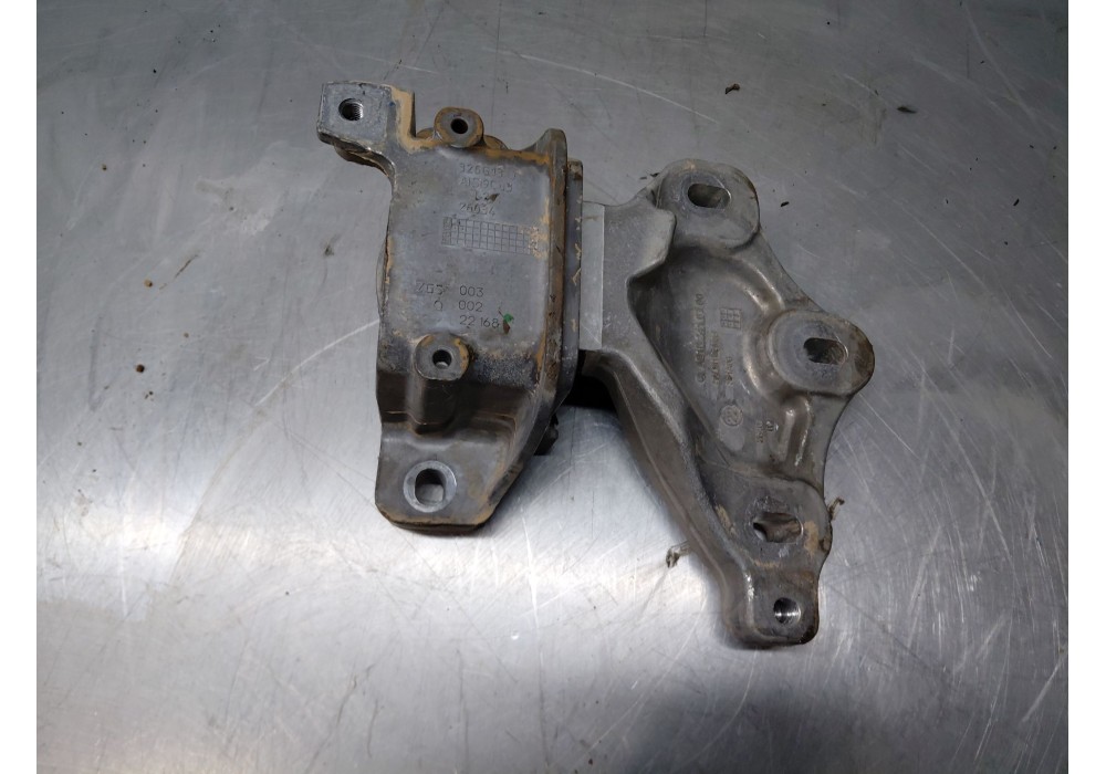 Recambio de soporte motor izquierdo para mercedes-benz sprinter iii furgón fwd kl3a4 referencia OEM IAM   