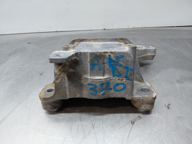 Recambio de soporte motor izquierdo para mercedes-benz sprinter iii furgón fwd kl3a4 referencia OEM IAM   