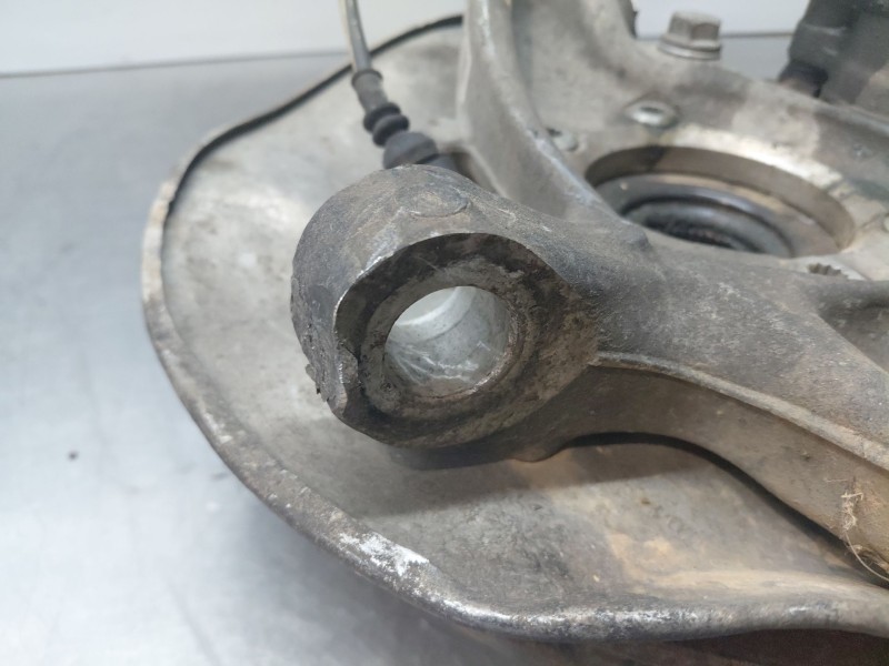 Recambio de mangueta delantera derecha para audi a5 sportback (8ta) 2.0 tdi referencia OEM IAM   