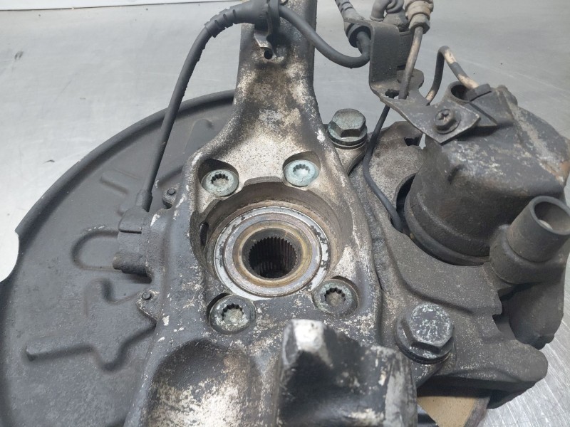 Recambio de mangueta delantera derecha para audi a4 b6 (8e2) 2.0 referencia OEM IAM   