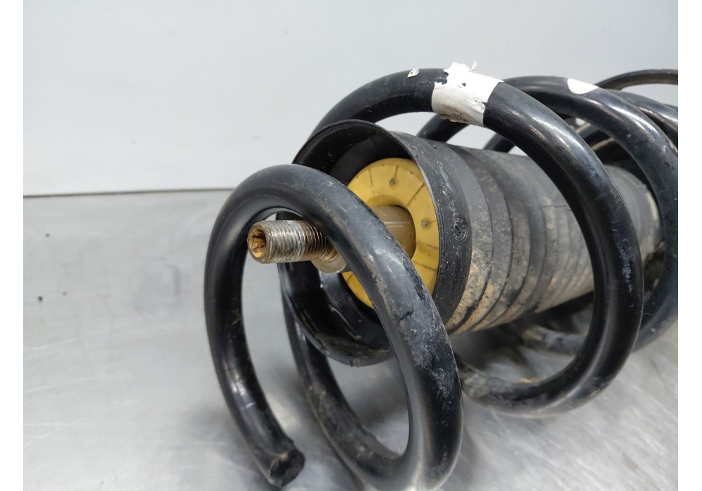 Recambio de amortiguador delantero izquierdo para mercedes-benz sprinter iii furgón fwd kl3a4 referencia OEM IAM   