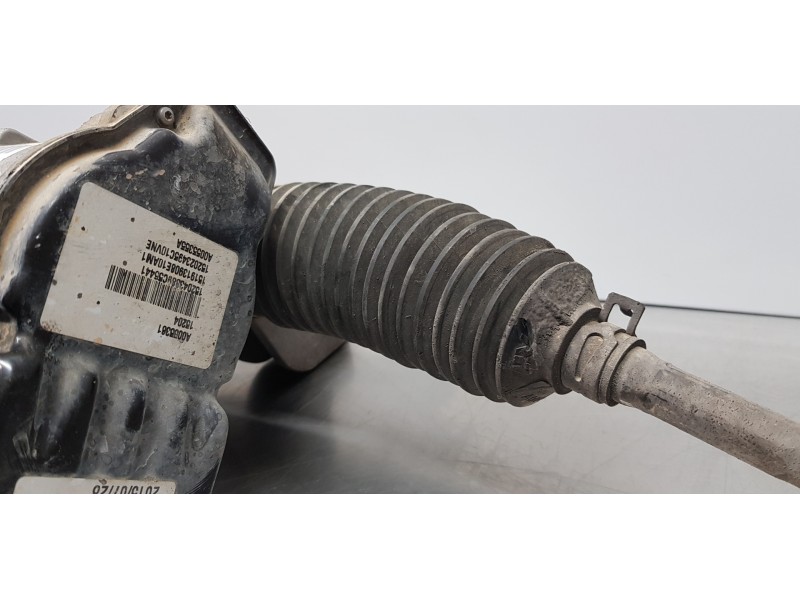 Recambio de cremallera direccion para hyundai tucson ix35 referencia OEM IAM 57700D7000  