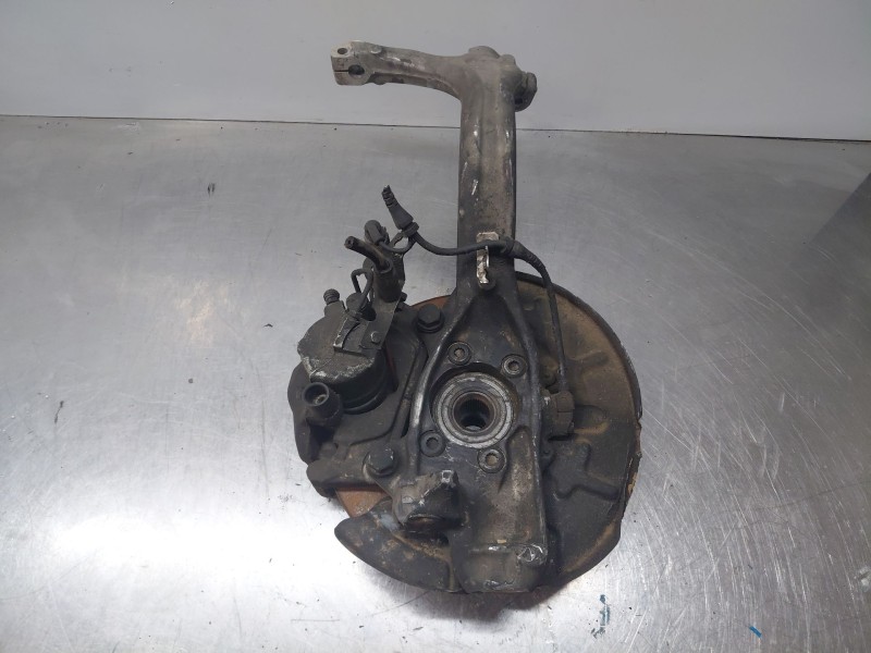Recambio de mangueta delantera izquierda para audi a4 b7 (8ec) 2.0 tdi referencia OEM IAM   