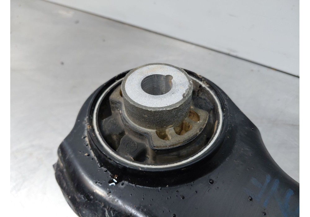 Recambio de brazo suspension inferior delantero derecho para mercedes-benz sprinter iii furgón fwd kl3a4 referencia OEM IAM   