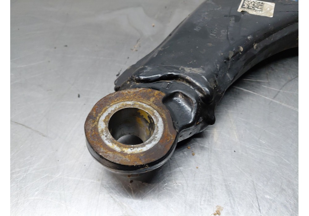 Recambio de brazo suspension inferior delantero izquierdo para mercedes-benz sprinter iii furgón fwd kl3a4 referencia OEM IAM   