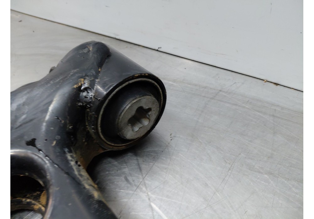 Recambio de brazo suspension inferior delantero izquierdo para mercedes-benz sprinter iii furgón fwd kl3a4 referencia OEM IAM   