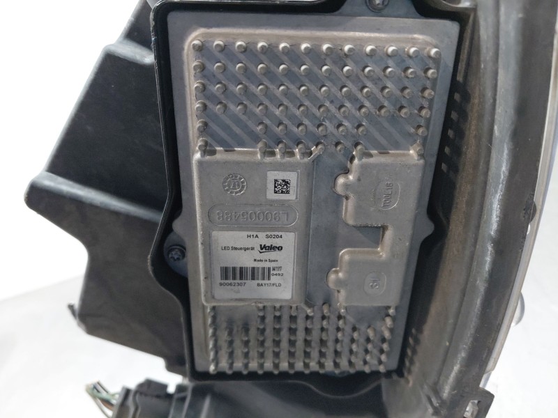 Recambio de faro derecho para peugeot 508 sw i (8e_) 2.0 bluehdi 150 referencia OEM IAM   