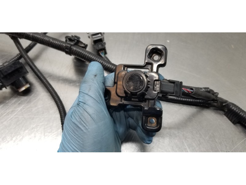 Recambio de sensor para toyota rav 4 plug-in hybrid advance referencia OEM IAM 8211442321  