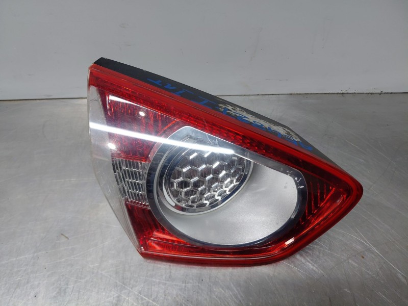 Recambio de piloto trasero izquierdo interior para ford kuga i 2.0 tdci referencia OEM IAM   