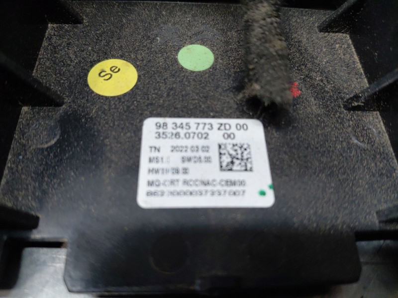 Recambio de pantalla multifuncion para peugeot rifter active pack referencia OEM IAM   