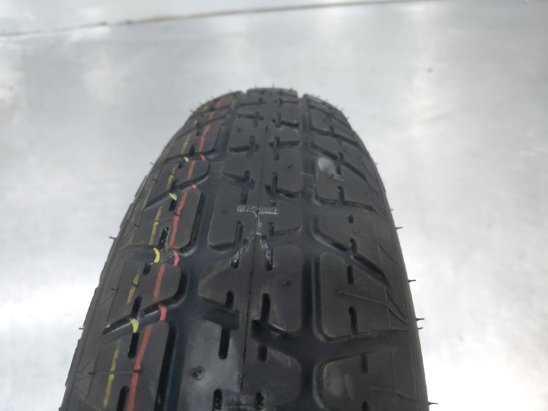 Recambio de neumatico repuesto para toyota yaris feel referencia OEM IAM   