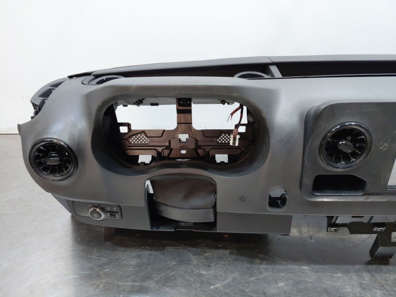 Recambio de salpicadero para mercedes-benz sprinter iii furgón fwd kl3a4 referencia OEM IAM   