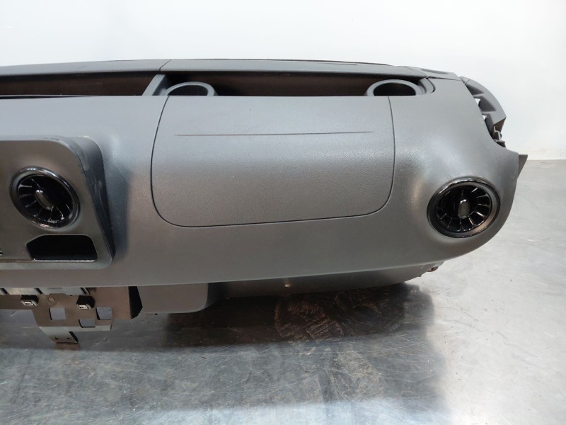 Recambio de salpicadero para mercedes-benz sprinter iii furgón fwd kl3a4 referencia OEM IAM   