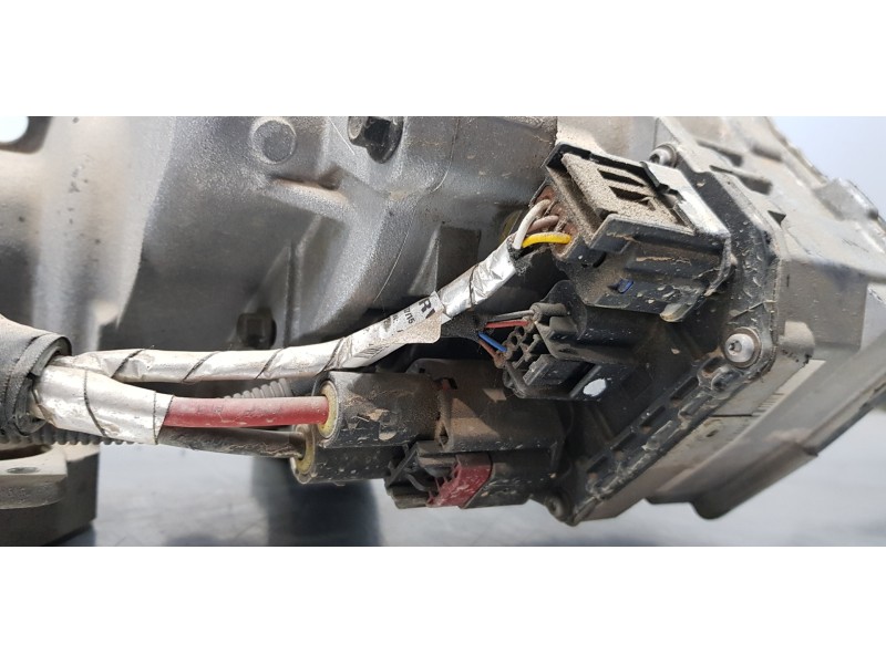 Recambio de cremallera direccion para hyundai tucson ix35 referencia OEM IAM 57700D7000  