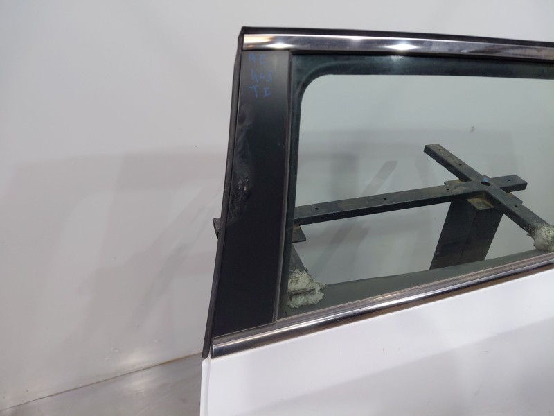 Recambio de puerta trasera izquierda para kia ceed sportswagon hybrid referencia OEM IAM   