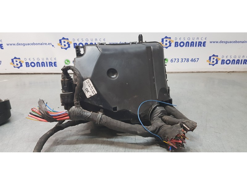 Recambio de caja reles / fusibles para kia carens ( ) concept referencia OEM IAM 919513X110  