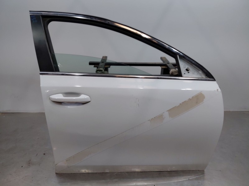 Recambio de puerta delantera derecha para kia ceed sportswagon hybrid referencia OEM IAM   