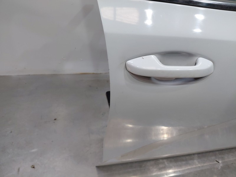 Recambio de puerta delantera derecha para kia ceed sportswagon hybrid referencia OEM IAM   
