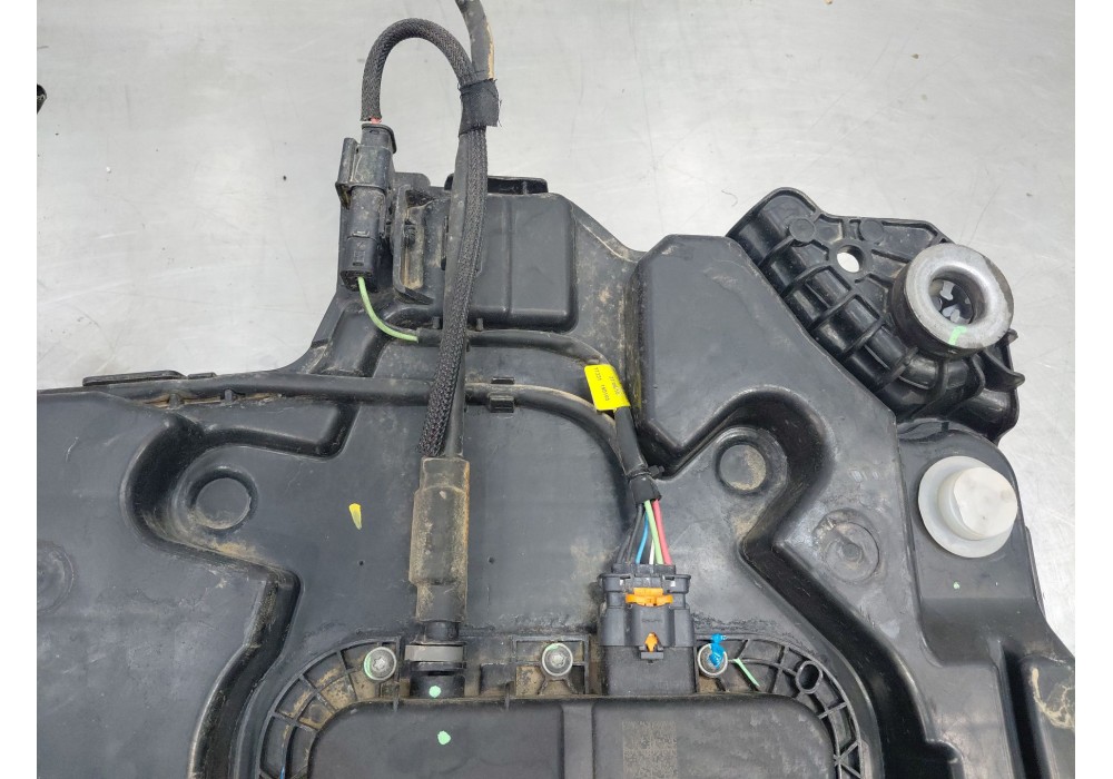 Recambio de deposito aditivo adblue fap ( deposito grande ) para peugeot 508 sw gt line referencia OEM IAM   
