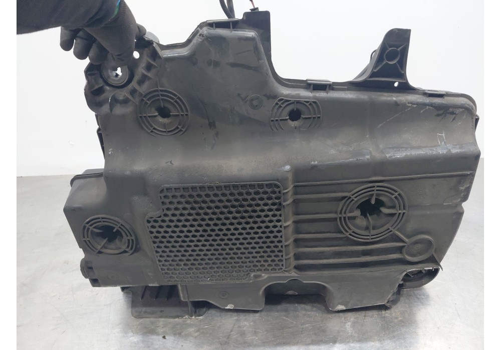 Recambio de deposito aditivo adblue fap ( deposito grande ) para peugeot 508 sw i (8e_) 2.0 bluehdi 150 referencia OEM IAM   