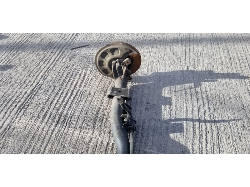 Recambio de puente trasero para volkswagen caddy ocio trendline bluemotion referencia OEM IAM 2K5501101D 2K5500051CA  Recambio de puente trasero para volkswagen caddy ocio trendline bluemotion referencia OEM IAM 2K5501101D 2K5500051CA