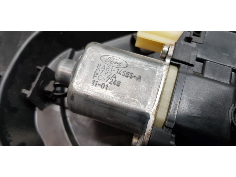 Recambio de elevalunas delantero derecho para ford fiesta (cb1) trend referencia OEM IAM 1837993  