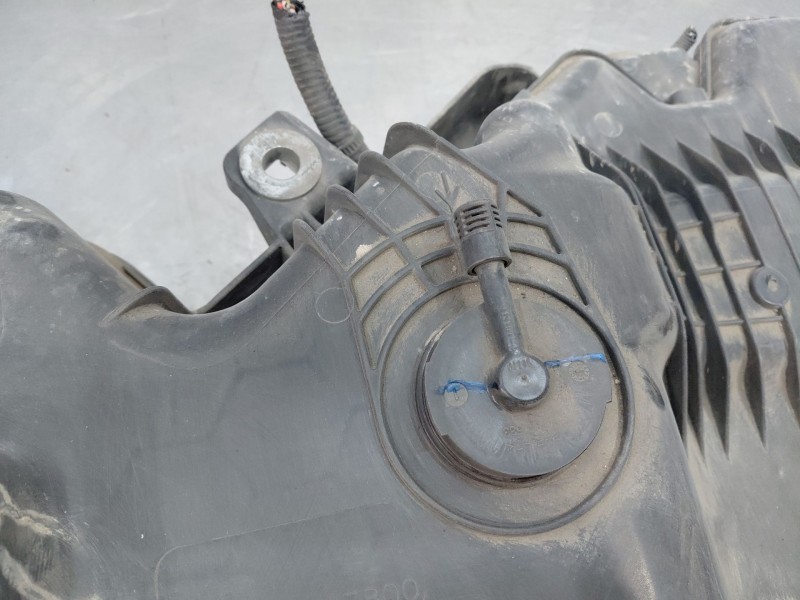 Recambio de deposito aditivo adblue fap ( deposito grande ) para kia ceed sportswagon hybrid referencia OEM IAM   