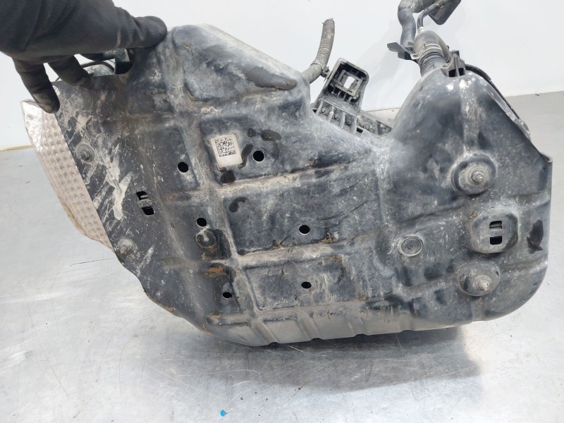 Recambio de deposito aditivo adblue fap ( deposito grande ) para kia ceed sportswagon hybrid referencia OEM IAM   