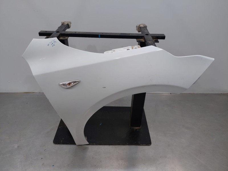 Recambio de aleta delantera derecha para kia ceed sportswagon hybrid referencia OEM IAM   