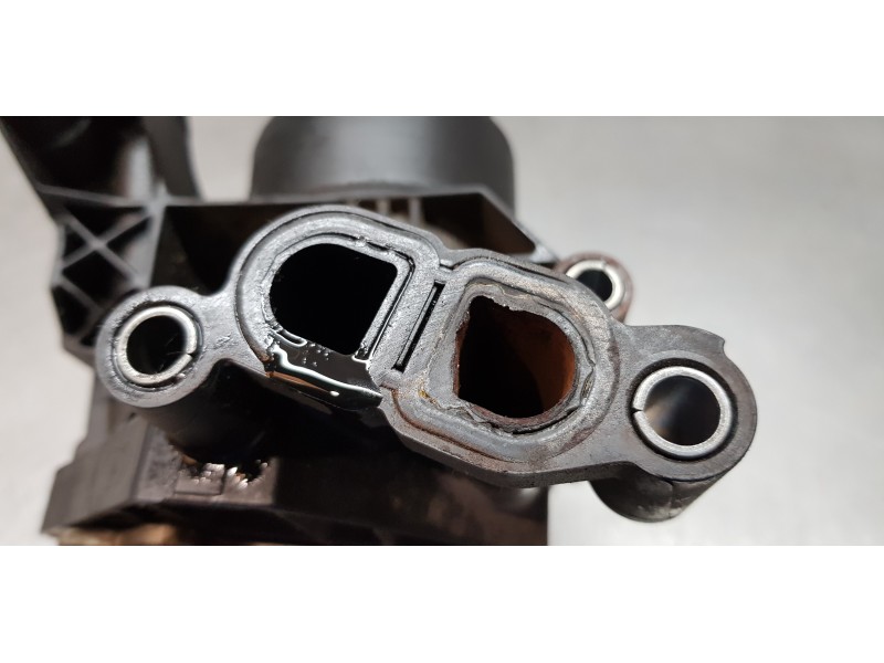 Recambio de soporte filtro aceite para volkswagen t6 transporter furgón referencia OEM IAM 03N115389P  