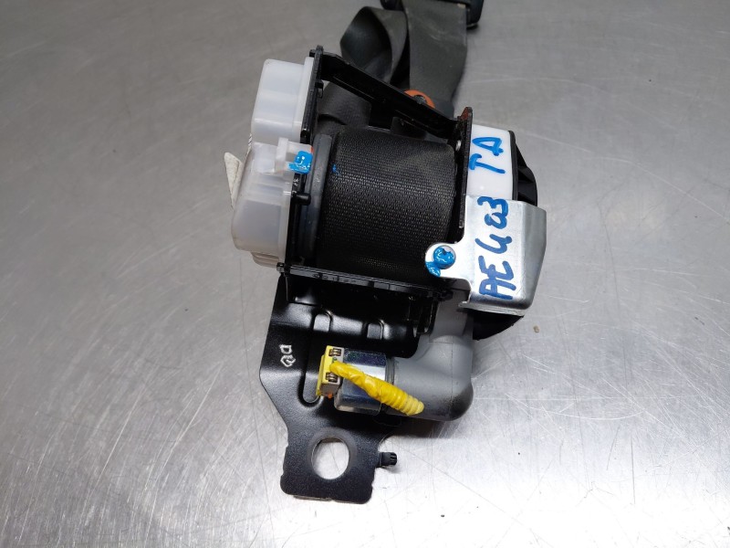 Recambio de cinturon seguridad trasero derecho para kia ceed sportswagon hybrid referencia OEM IAM   