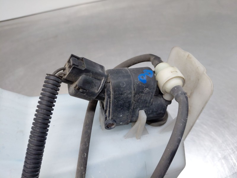 Recambio de deposito limpia para kia ceed sportswagon hybrid referencia OEM IAM   