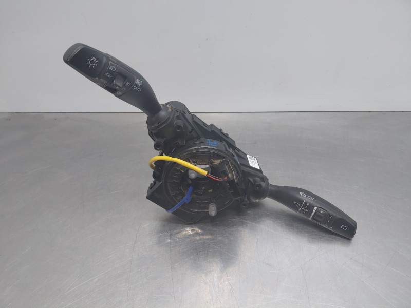 Recambio de mando multifuncion para kia ceed sportswagon hybrid referencia OEM IAM   