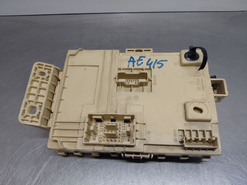 Recambio de caja reles / fusibles para kia ceed sportswagon eco dynamics referencia OEM IAM   