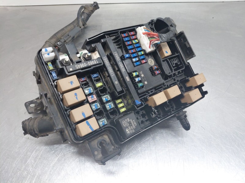 Recambio de caja reles / fusibles para kia ceed sportswagon eco dynamics referencia OEM IAM   