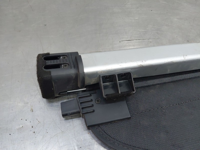 Recambio de bandeja trasera para kia ceed sportswagon hybrid referencia OEM IAM   