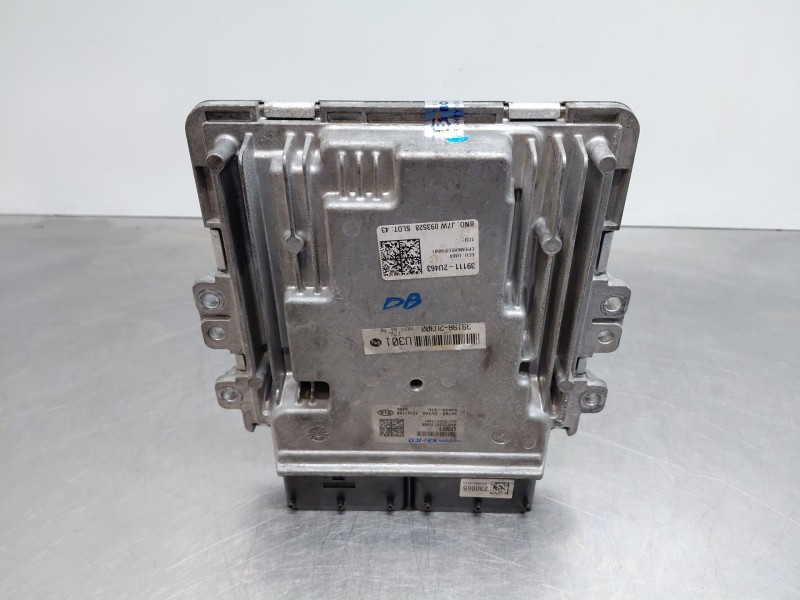 Recambio de centralita motor uce para kia ceed sportswagon hybrid referencia OEM IAM   